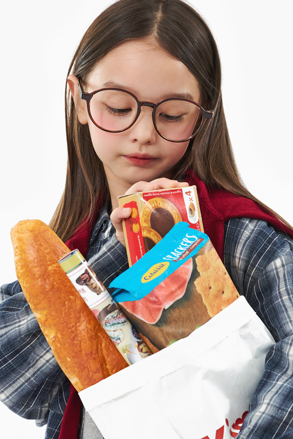 ̴